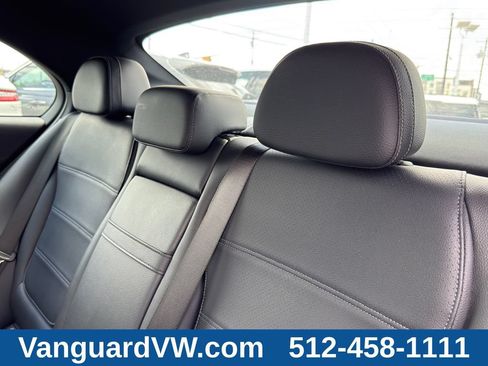 Used 2022 Mercedes-Benz C 300 4MATIC Sedan w/ Digital Light Package image 31