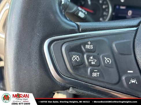 Used 2021 Chevrolet Equinox LT FWD image 11