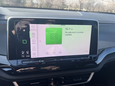 Certified 2025 Volkswagen Atlas Cross Sport SEL Premium R-Line image 22