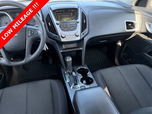 Used 2017 Chevrolet Equinox LS image 12