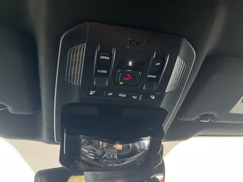 Used 2023 Toyota Highlander XSE AWD/4WD image 80