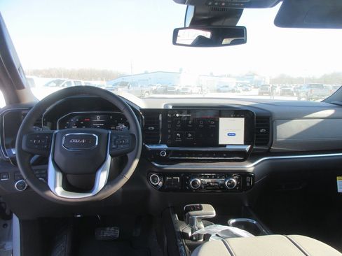 New 2026 GMC Sierra 1500 SLT w/ SLT Premium Plus Package image 17