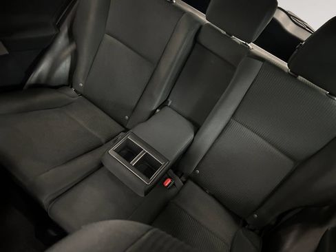 Used 2017 Toyota RAV4 LE AWD/4WD image 13