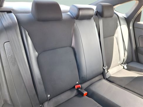 Used 2022 Honda Civic Sport image 27