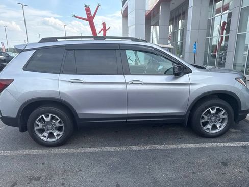 Used 2022 Honda Passport TrailSport image 1