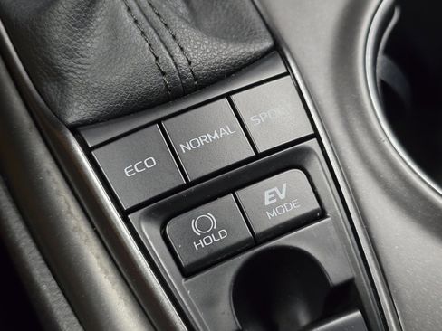 Used 2023 Toyota Camry XSE w/ Cold Weather Package image 6