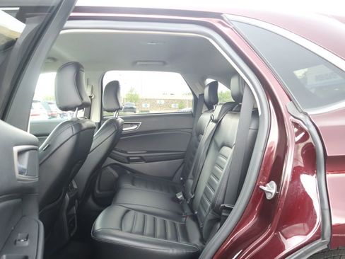 Used 2024 Ford Edge SEL AWD/4WD image 35