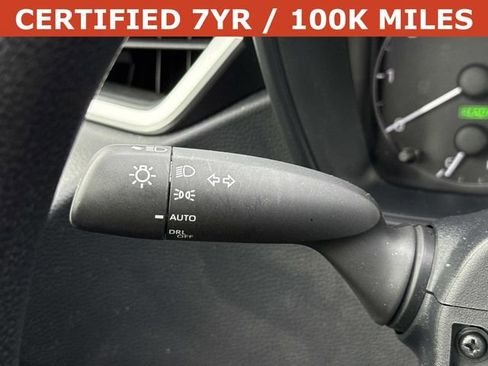 Used 2025 Toyota Corolla LE image 26