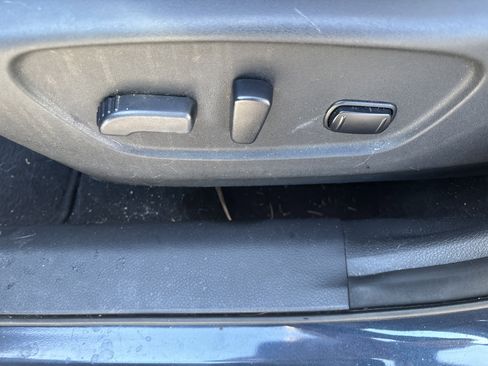 Used 2016 Nissan Rogue SL w/ SL Premium Package image 14