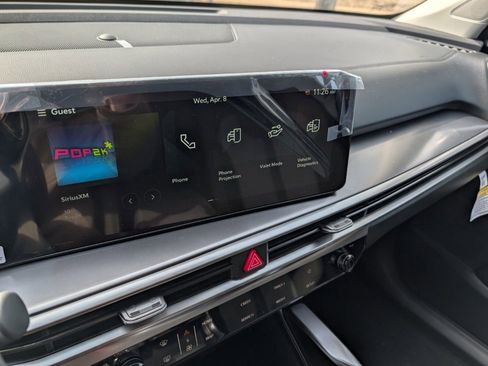 New 2026 Kia Sorento LX FWD image 4