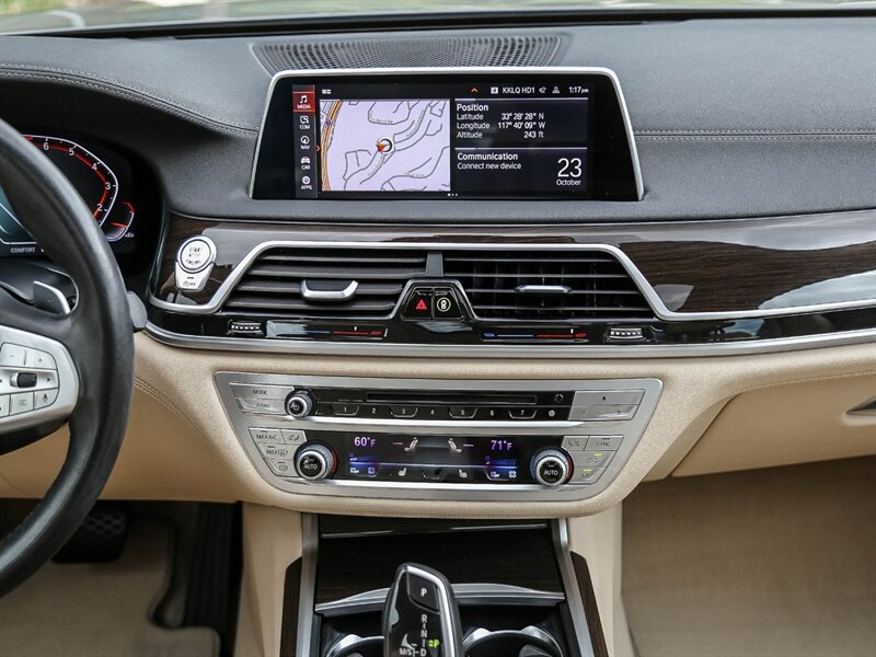Used 2020 BMW 740i RWD image 17