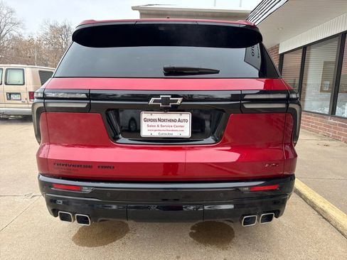 Used 2024 Chevrolet Traverse RS w/ LPO, Floor Liner Package image 32