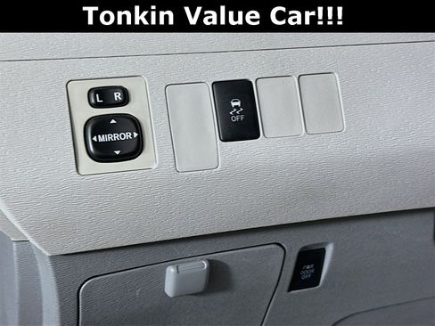 Used 2011 Toyota Sienna image 11