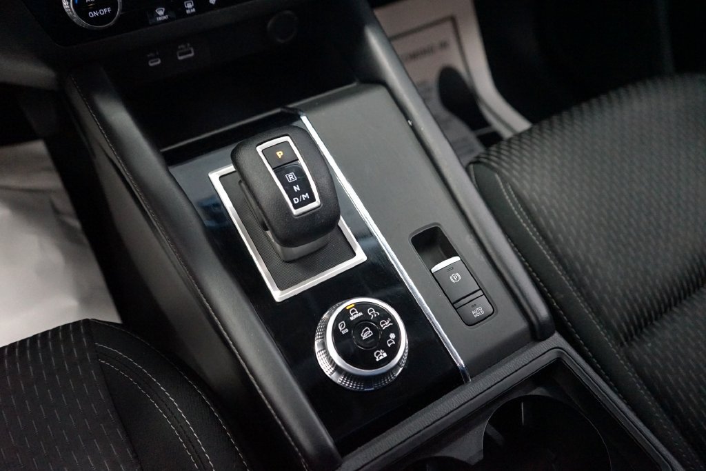 Used 2022 Mitsubishi Outlander ES AWD/4WD image 38