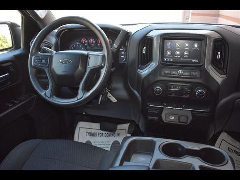 Used 2020 Chevrolet Silverado 1500 Custom Trail Boss image 29