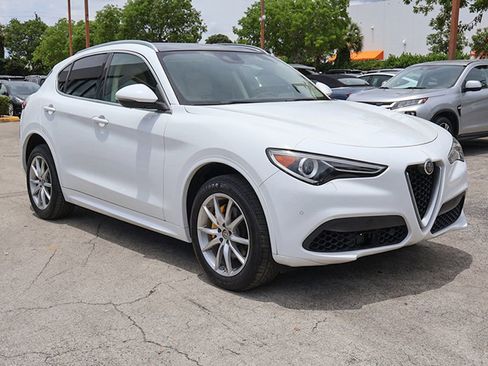 Used 2021 Alfa Romeo Stelvio Ti w/ Premium Package AWD/4WD image 64