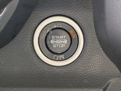 Used 2024 RAM 2500 Big Horn image 27