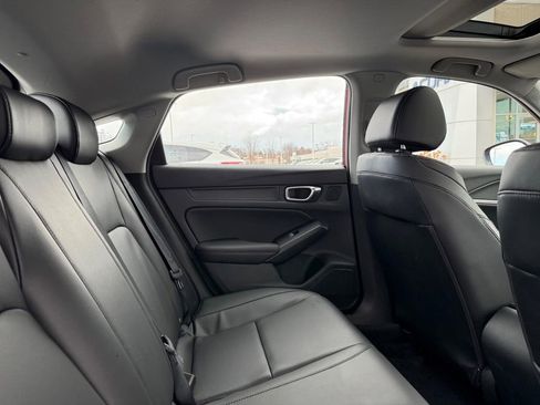 Certified 2025 Acura Integra Base image 10