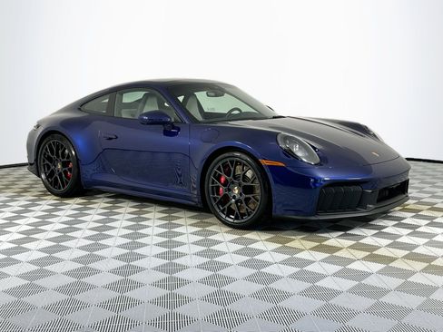 Used 2026 Porsche 911 Carrera GTS image 3