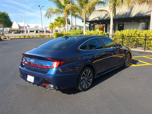 Used 2022 Hyundai Sonata Limited image 6