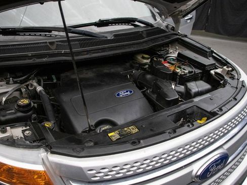 Used 2012 Ford Explorer Limited image 35