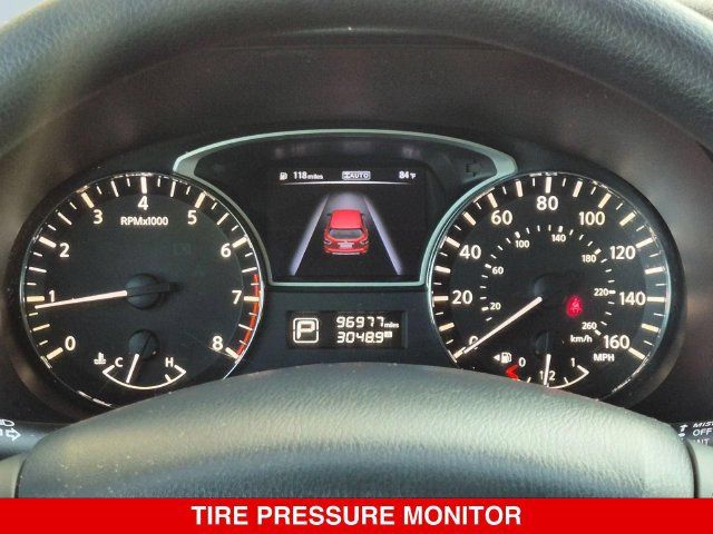 Used 2014 Nissan Pathfinder S AWD/4WD image 21