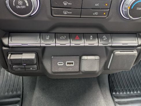 Used 2025 Chevrolet Silverado 2500 Custom w/ Custom Convenience Package AWD/4WD image 25