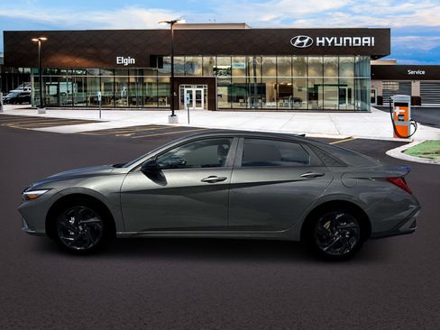 Certified 2026 Hyundai Elantra SEL FWD image 3