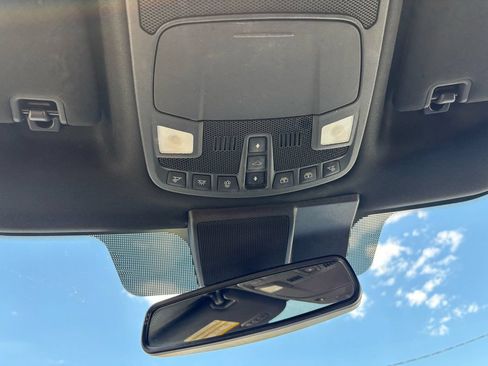 Used 2019 Ford F150 Lariat w/ Equipment Group 502A Luxury AWD/4WD image 38
