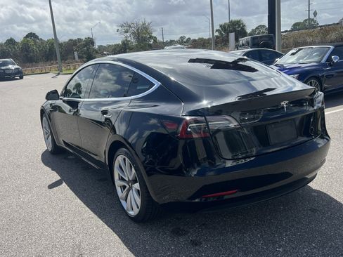 Used 2019 Tesla Model 3 image 5