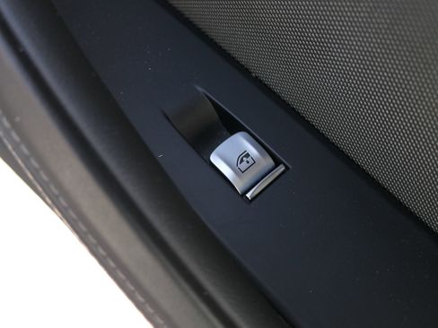 Used 2024 BMW 840i xDrive Coupe w/ Driving Assistance Package image 25