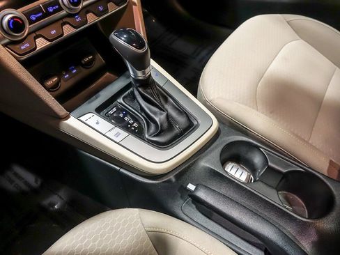 Used 2020 Hyundai Elantra Value Edition w/ Cargo Package (C1) image 24