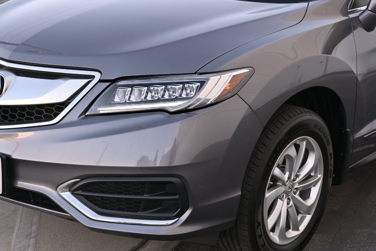Used 2018 Acura RDX w/ Tech & AcuraWatch Plus Pack AWD/4WD image 32