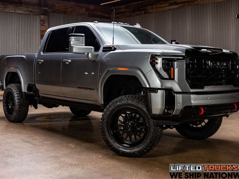 Used 2024 GMC Sierra 2500 AT4 w/ AT4 Premium Plus Package image 1