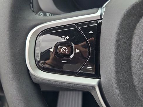 New 2026 Volvo XC60 B5 Plus w/ Protection Package Premier AWD/4WD image 27