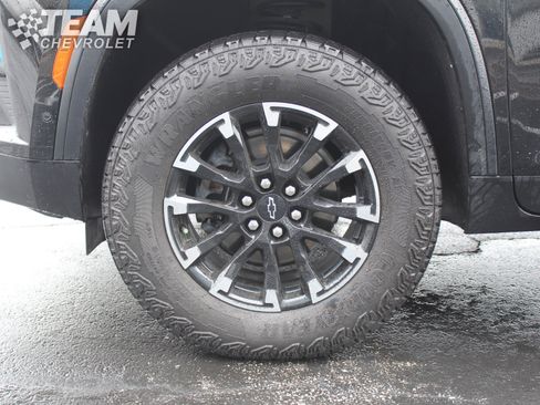 Used 2024 Chevrolet Traverse Z71 w/ Enhanced Driving Package image 32