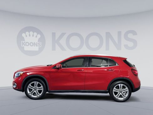 Used 2019 Mercedes-Benz GLA 250 4MATIC image 2