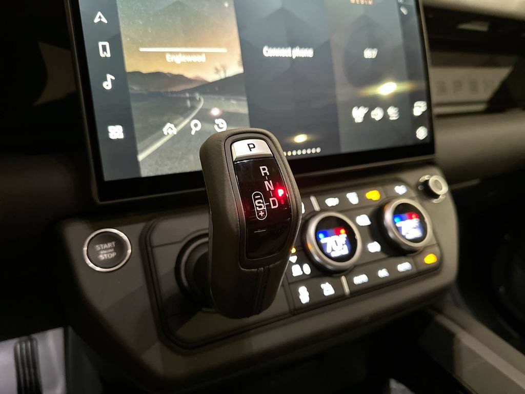 New 2026 Land Rover Defender 130 S AWD/4WD image 12