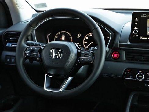 New 2025 Honda Pilot Touring image 33