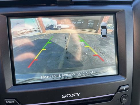 Used 2020 Ford Fusion Titanium image 33