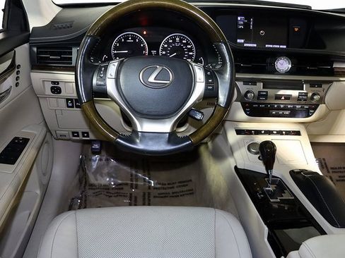 Used 2014 Lexus ES 350 350 image 3
