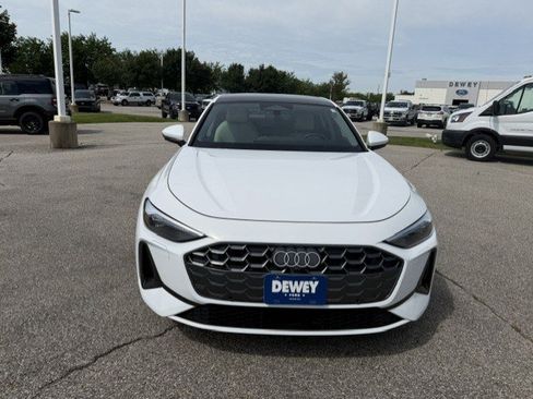 Used 2025 Audi A5 2.0T Premium w/ Convenience Package AWD/4WD image 2