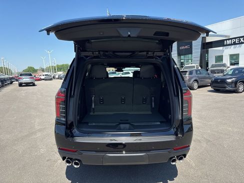 New 2026 Chevrolet Tahoe RST AWD/4WD image 32