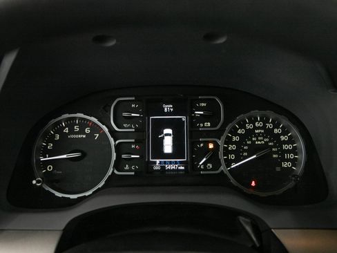 Used 2020 Toyota Tundra SR5 AWD/4WD image 28