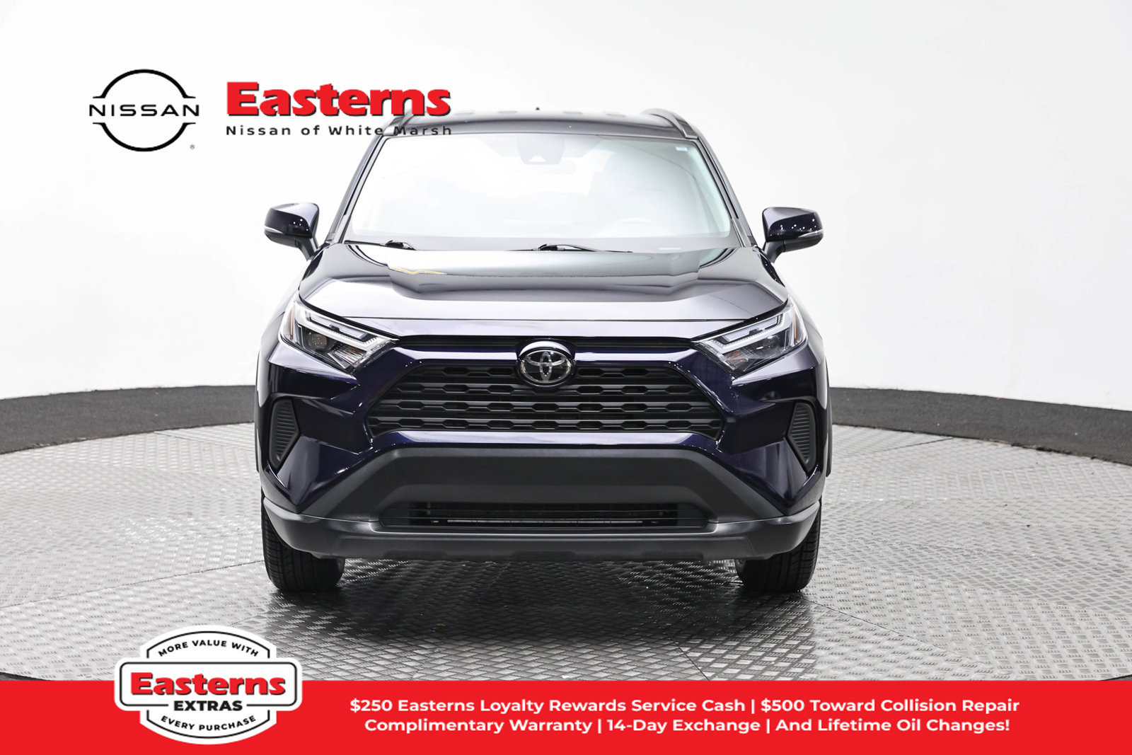 Used 2024 Toyota RAV4 XLE FWD image 4