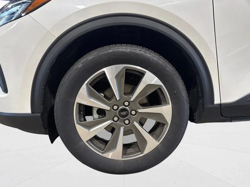 Used 2024 Ford Escape Platinum AWD/4WD image 53