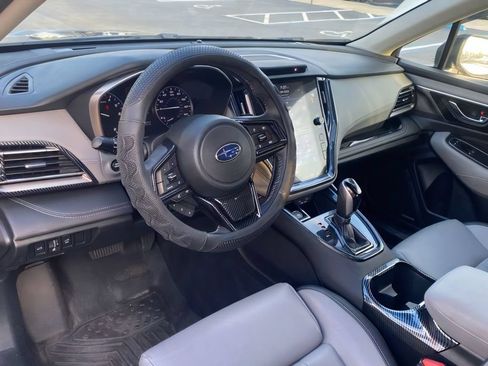 Used 2022 Subaru Outback Limited AWD/4WD image 14