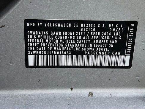 Used 2024 Volkswagen Jetta SE image 29