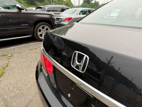 Used 2013 Honda Accord EX-L image 10