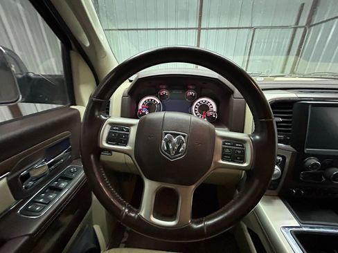 Used 2015 RAM 1500 Laramie w/ Convenience Group image 16